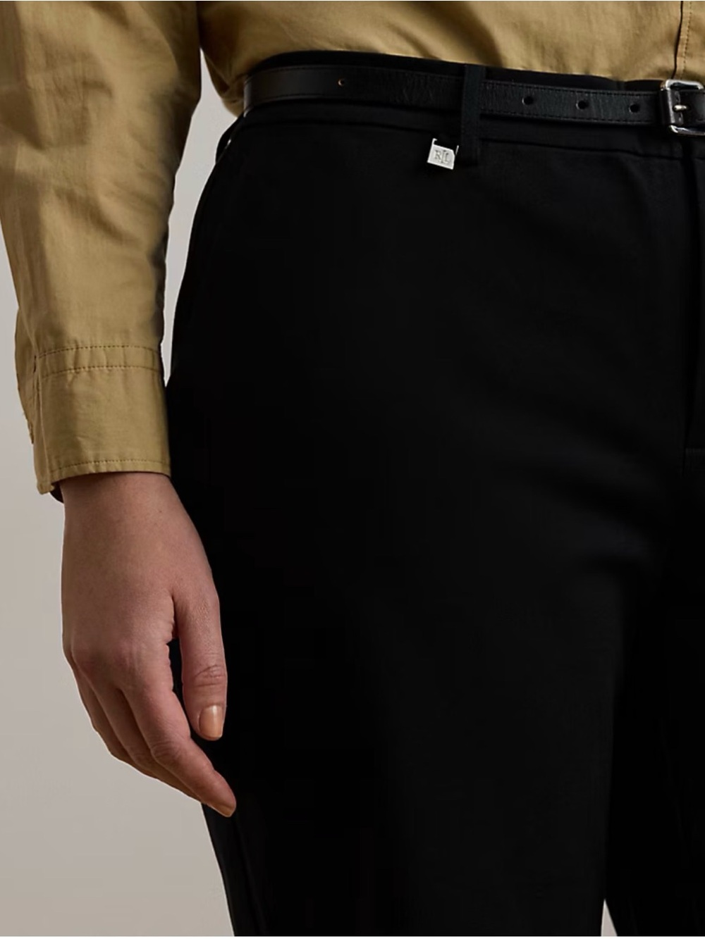 Ralph Lauren Women’s Flat-Front Chino Shorts - Picture 8 of 8